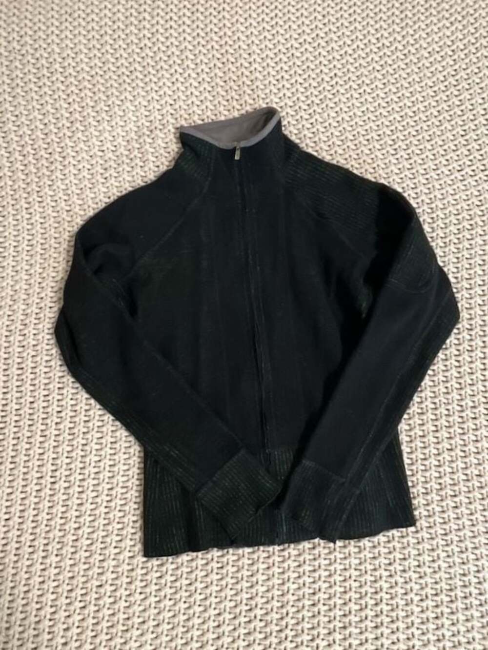 Mountain Hardwear Women's Full Zip Wool Blend Sweater Jacket